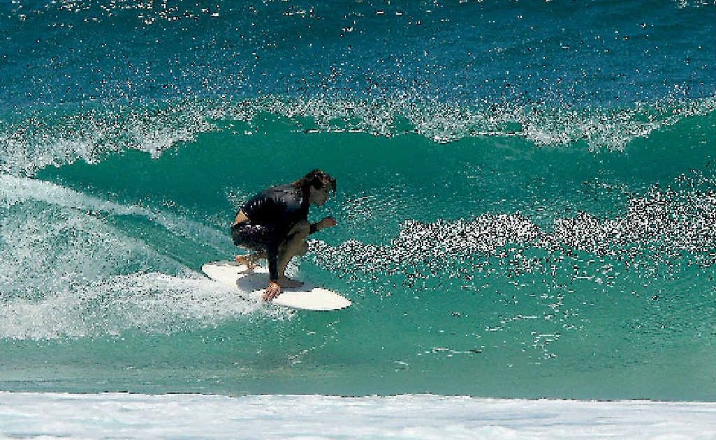 ABOVE: Not exactly the cyclone swell folks have been raving about, but fun none the less. ABOVE: Not exactly the cyclone swell folks have been raving about, but fun none the less.